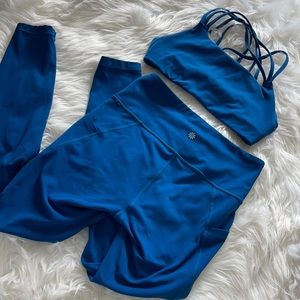 ATHLETA Matching Set Blue Leggings and Strappy Bra
